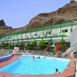 apartamentos-los-veleros.in-canary-islands.com/